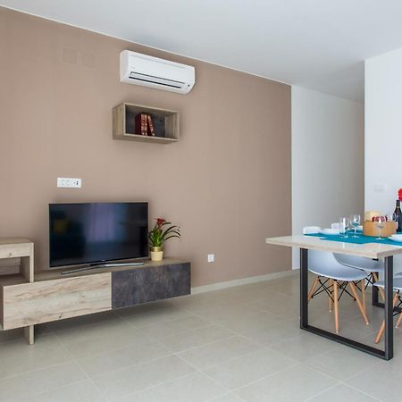 Apartments Viktorija Baška Exterior foto